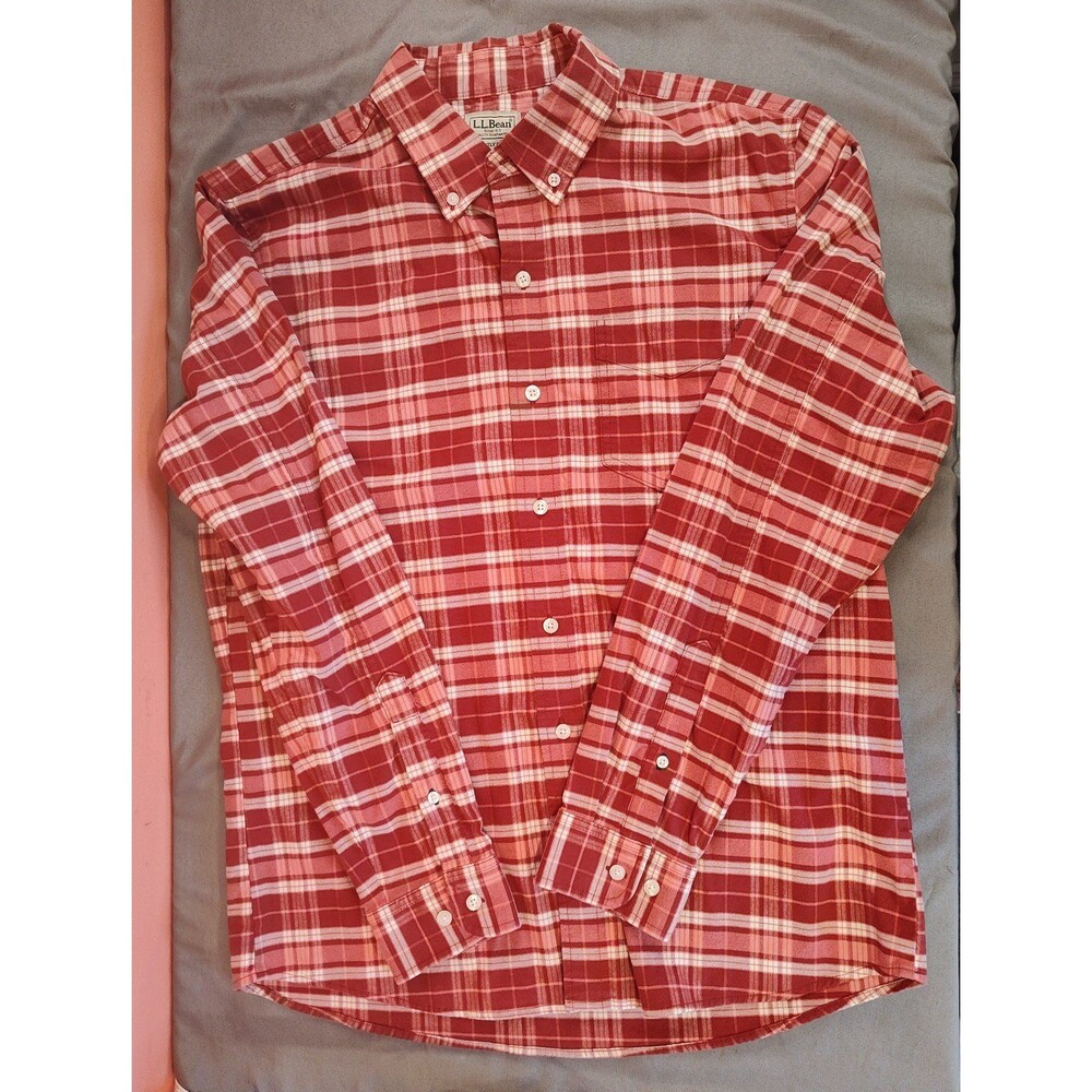 Men's L.L. Bean Slightly Fitted Plaid Long Sleeve Button Down Shirt Red Medium
